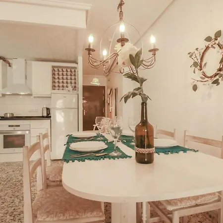 3 Bedroom Stunning In Apartment